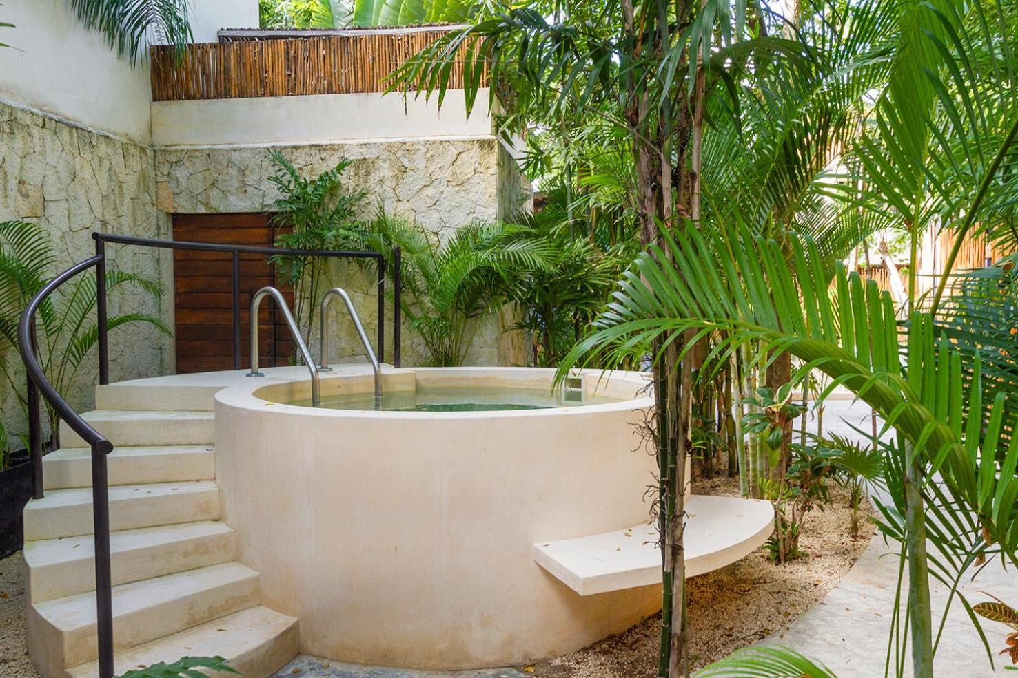 Illuminated Space & Private Pool